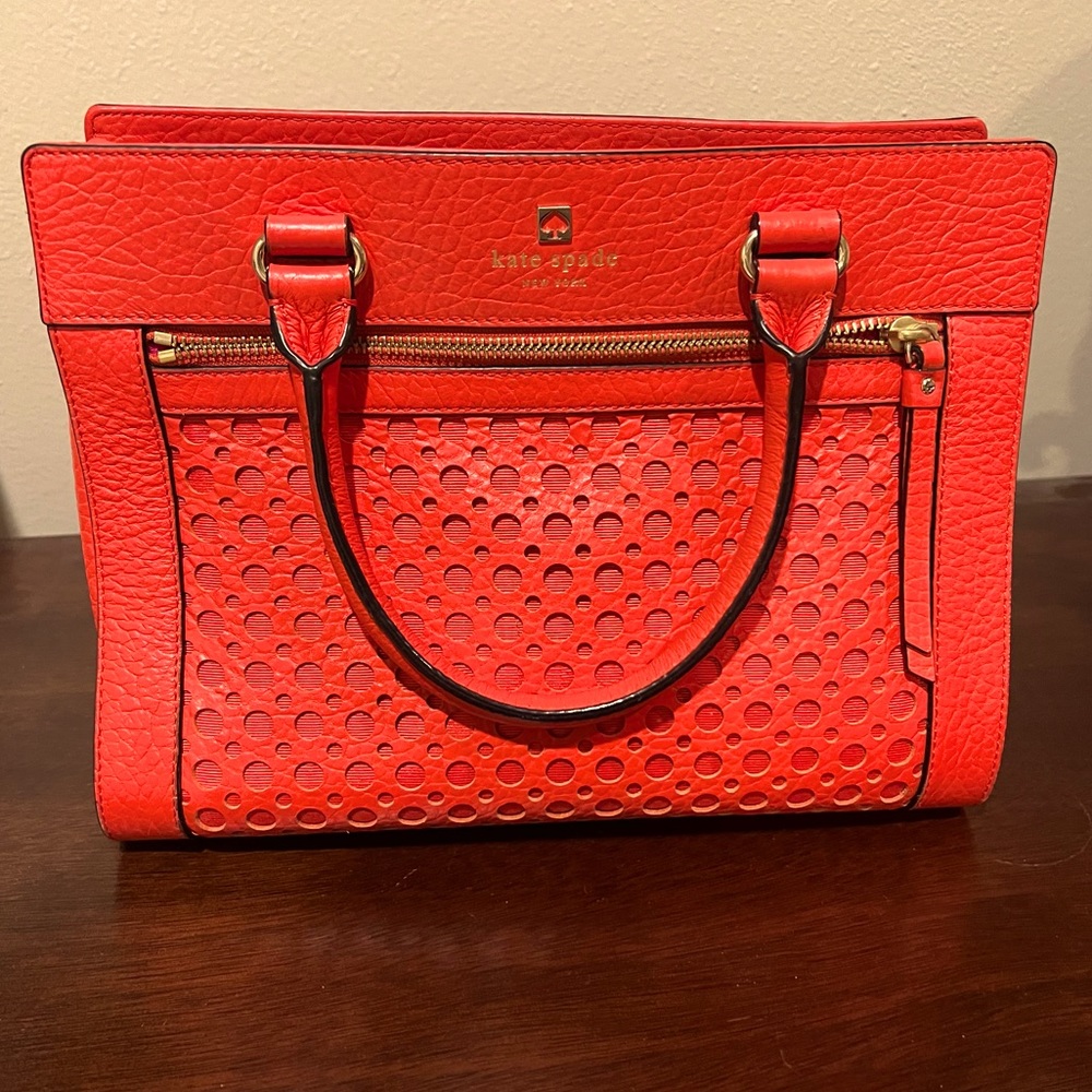 Kate Spade - perfect Spring/Summer purse💕